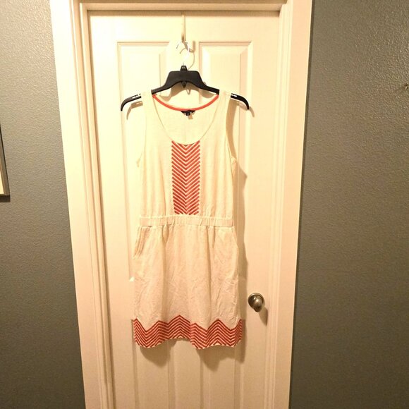 Tommy Hilfiger Sedona Sunset Coral Embroidered Casual Cream Sleeveless Dress - Picture 3 of 3